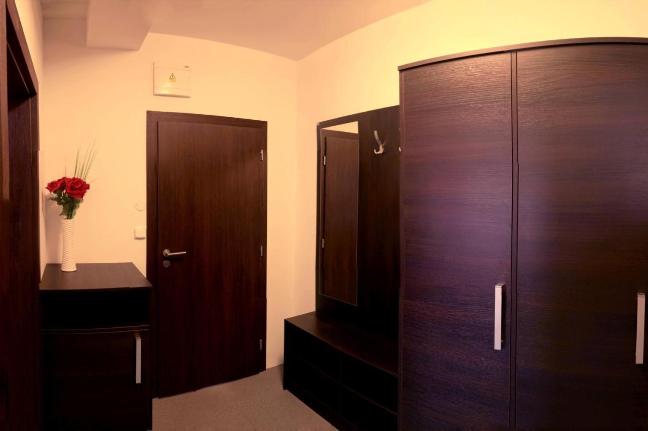 Stirinska Stodola U Prahy Hotel Kamenice Bagian luar foto